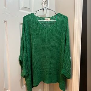 Women’s sweater. Size medium